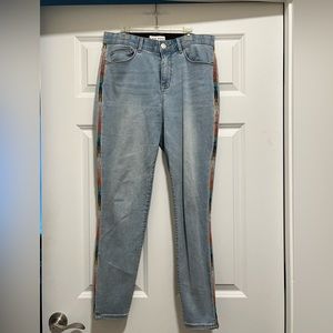 Knox Rose Embroidered Detail jeans